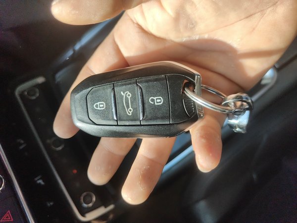 Citroen C6 2017, 177900 км, за 8657 USD - фото 17