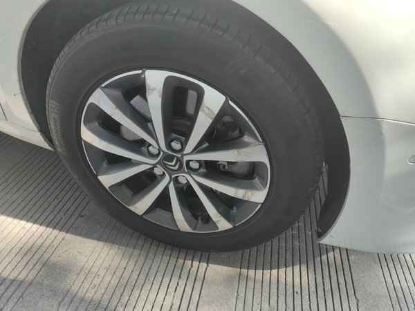 Citroen C6 2017, 177900 км, за 8657 USD - фото 8