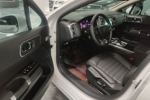 Citroen C6 2022, 90800 км, за 13565 USD - фото 19