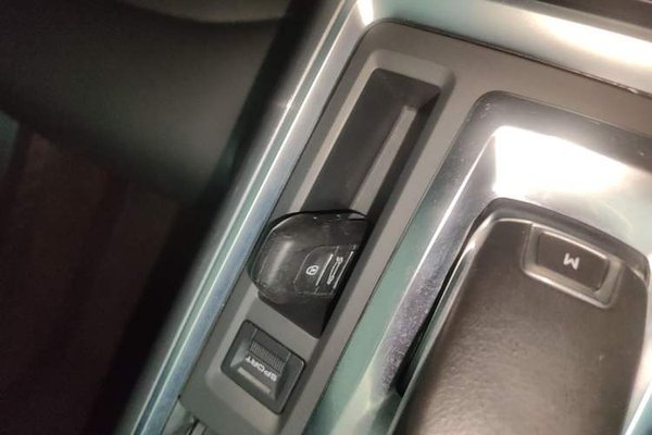 Citroen C6 2022, 90800 км, за 13565 USD - фото 12