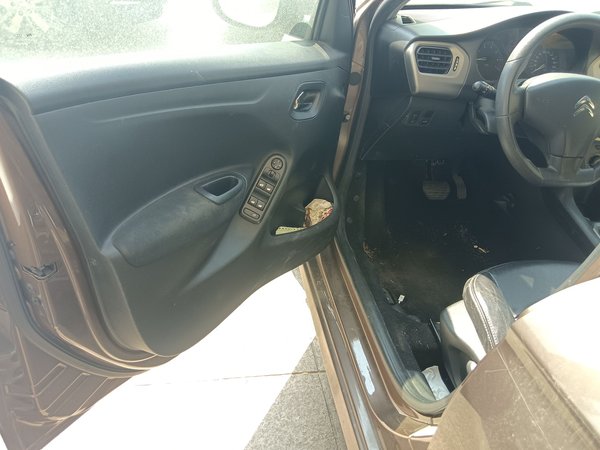 Citroen Elysee 2014, 195300 км, за 3073 USD - фото 17