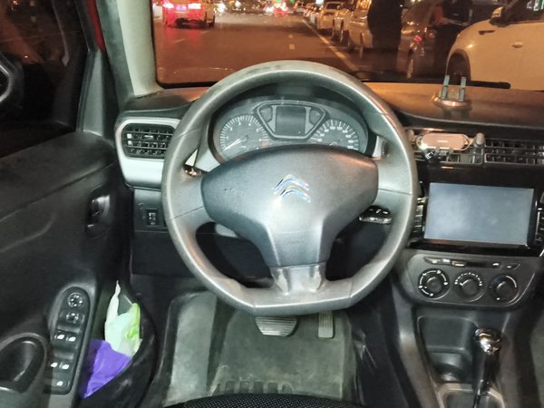 Citroen Elysee 2014, 196300 км, за 2769 USD - фото 11