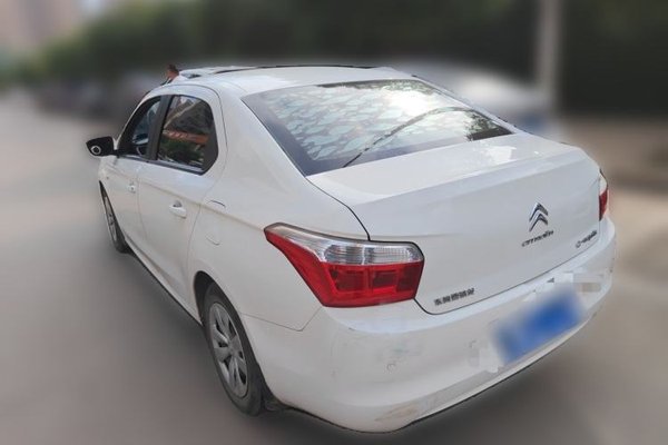 Citroen Elysee 2014, 144600 км, за 2640 USD