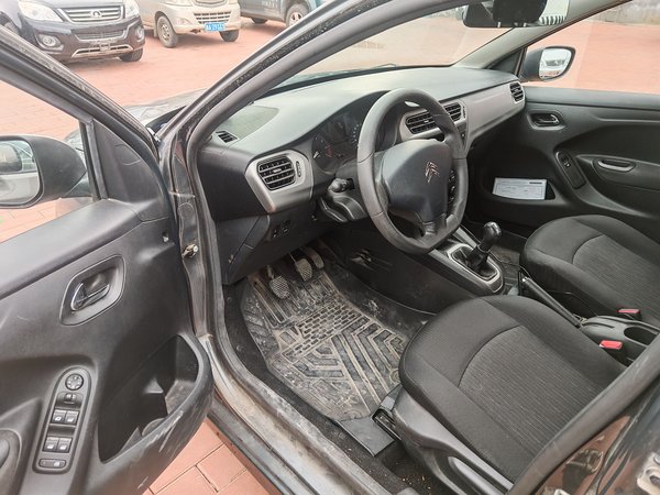 Citroen Elysee 2015, 60200 км, за 3943 USD - фото 28