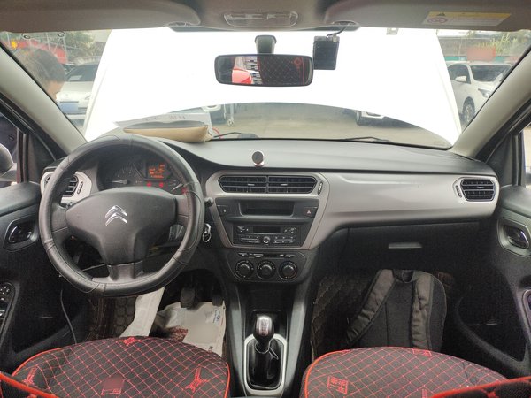 Citroen Elysee 2015, 127000 км, за 3598 USD - фото 20