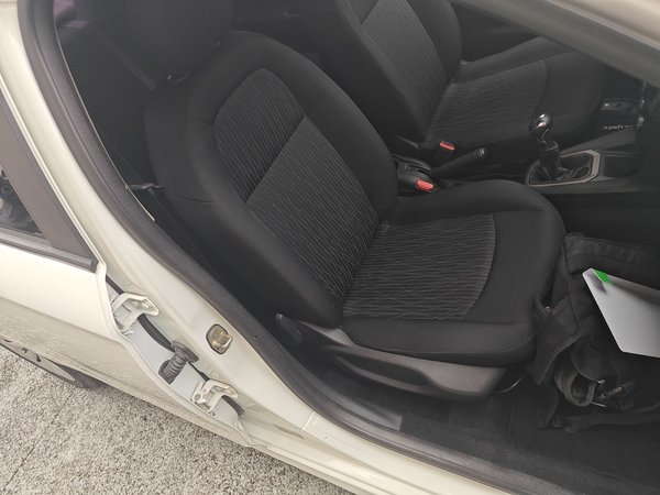 Citroen Elysee 2016, 130500 км, за 3700 USD - фото 23