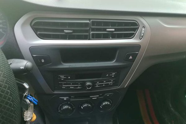 Citroen Elysee 2016, 155500 км, за 3071 USD - фото 13