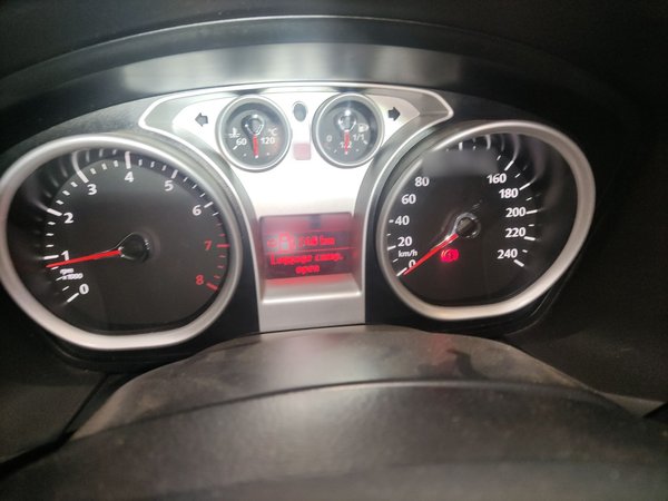 Ford Focus 2013, 114800 км, за 4061 USD - фото 17