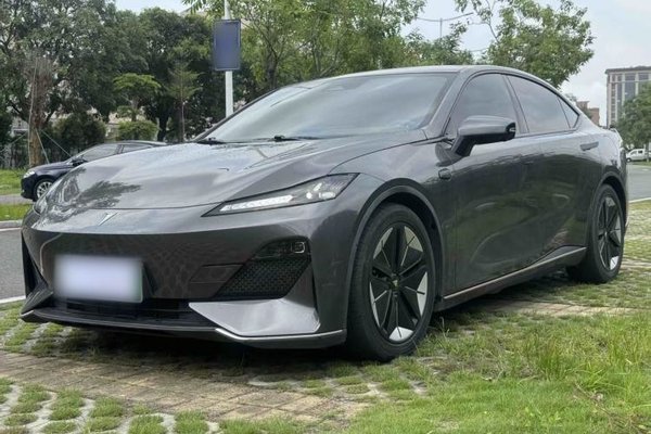 Deepal SL03 · 2022 год
