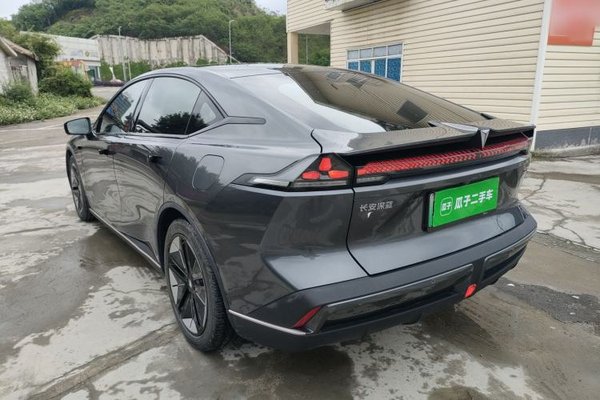 Deepal SL03 2022, 59000 км, за 12615 USD