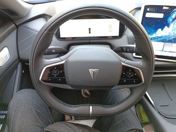 Deepal SL03 2024, 25300 км, за 14221 USD - фото 16