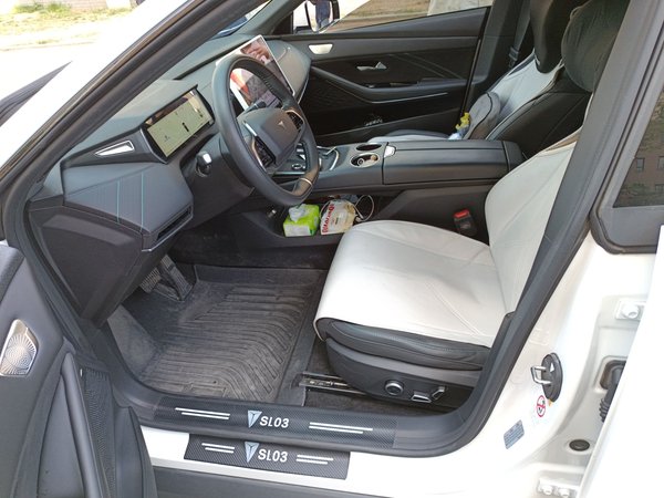 Deepal SL03 2024, 25300 км, за 14221 USD - фото 9