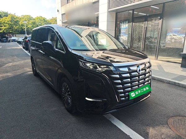 Denza D9 2022, 50700 км, за 30432 USD