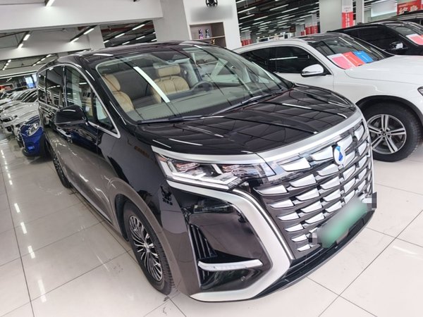 Denza D9 2022, 67900 км, за 33285 USD