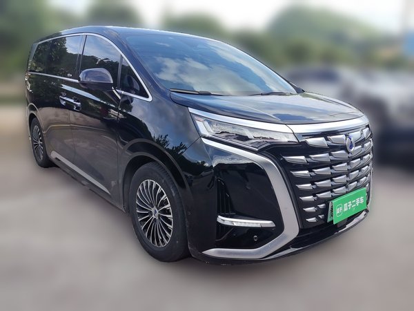 Denza D9 2024, 110399 км, за 32284 USD