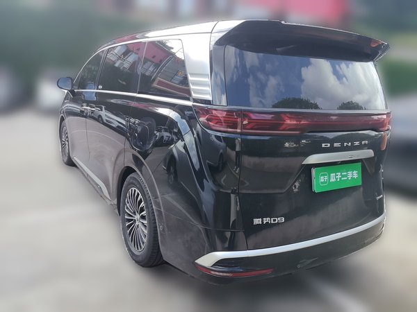 Denza D9 2024, 110399 км, за 32284 USD