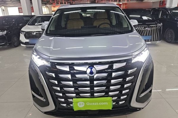 Denza D9 2024, 6900 км, за 37892 USD