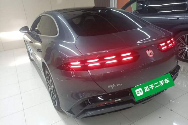 Denza Z9 2024, 12300 км, за 32943 USD