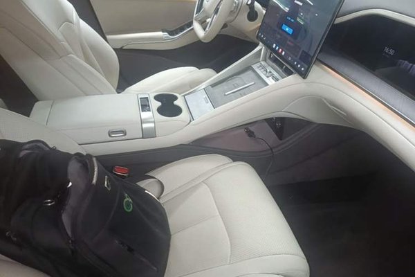 Denza Z9 2024, 12300 км, за 32943 USD - фото 24