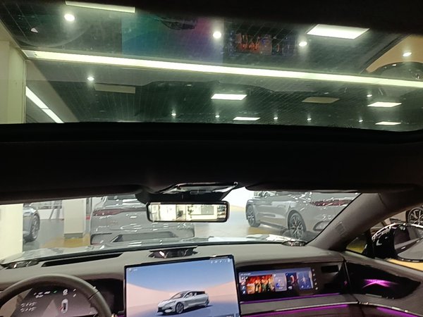 Denza Z9GT 2024, 13200 км, за 35545 USD - фото 21