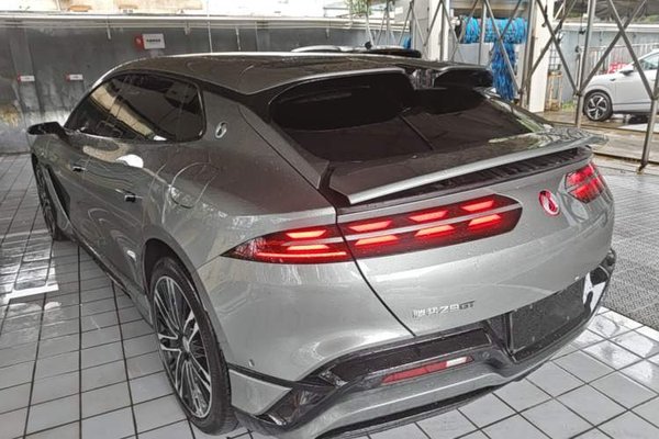 Denza Z9GT 2024, 17800 км, за 41317 USD - фото 8