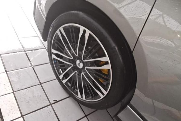 Denza Z9GT 2024, 17800 км, за 41317 USD - фото 11