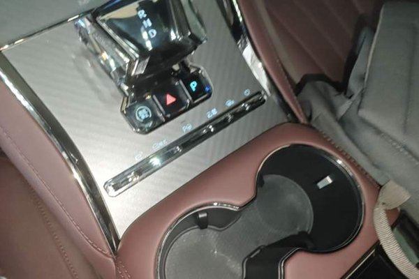 Denza Z9GT 2024, 17800 км, за 41317 USD - фото 23