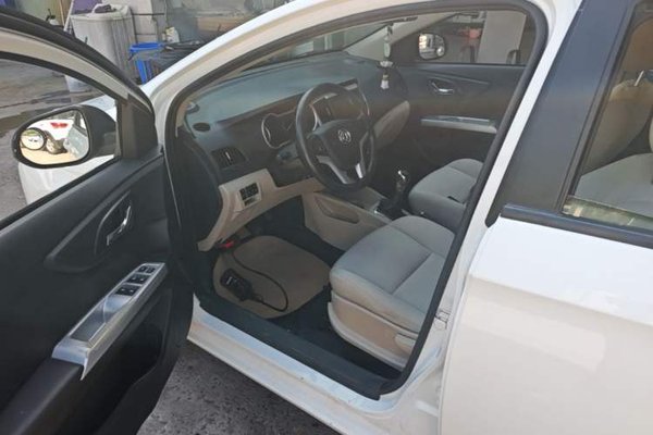 Dongfeng Aeolus A30 2014, 77700 км, за 3470 USD - фото 17
