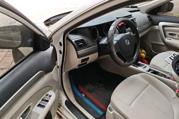 Dongfeng Aeolus A60 2016, 25300 км, за 4281 USD - фото 10