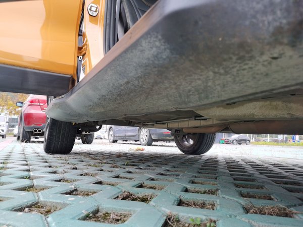 Dongfeng Aeolus AX4 2017, 73100 км, за 4205 USD - фото 20