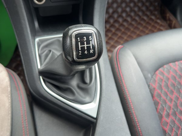Dongfeng Aeolus AX5 2017, 92100 км, за 3357 USD - фото 11