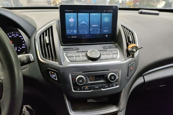 Dongfeng Aeolus AX5 2019, 23300 км, за 6036 USD