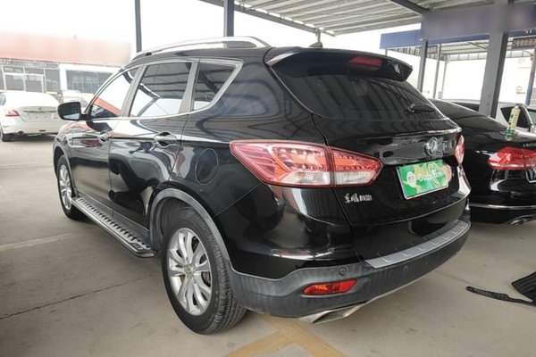 Dongfeng Aeolus AX7 2015, 56900 км, за 3958 USD