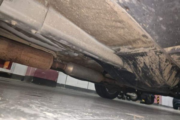 Dongfeng Aeolus AX7 2015, 99300 км, за 2967 USD - фото 26