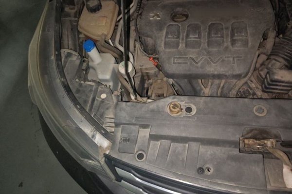 Dongfeng Aeolus AX7 2015, 99300 км, за 2967 USD - фото 23