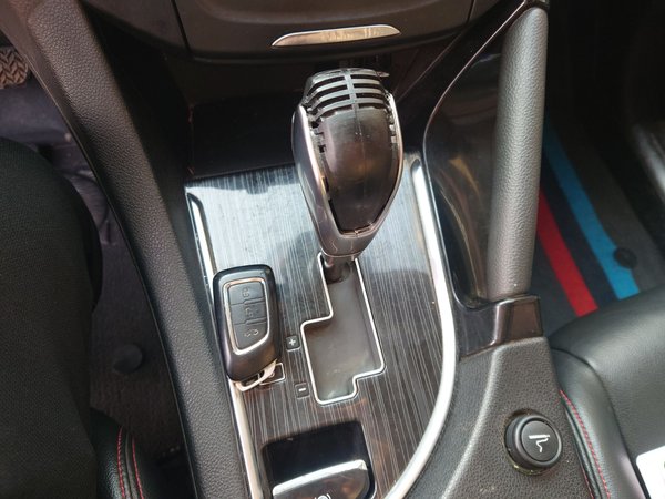 Dongfeng Aeolus AX7 2016, 124700 км, за 3946 USD - фото 15