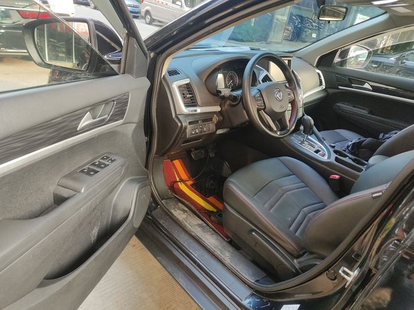 Dongfeng Aeolus AX7 2016, 121500 км, за 4429 USD - фото 15
