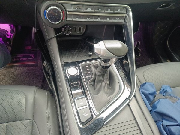 Dongfeng Aeolus AX7 2019, 118900 км, за 6749 USD - фото 13