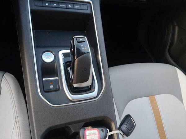 Dongfeng Aeolus E70 2023, 125000 км, за 9126 USD - фото 17