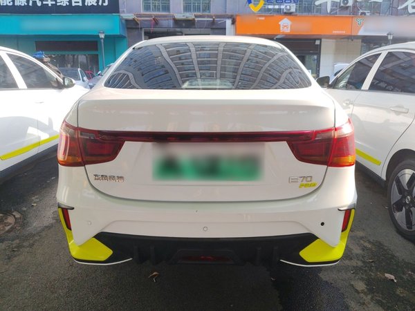 Dongfeng Aeolus E70 2023, 135300 км, за 8904 USD