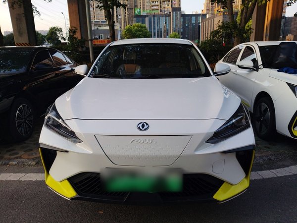 Dongfeng Aeolus E70 2023, 139100 км, за 8860 USD