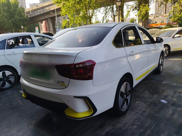 Dongfeng Aeolus E70 2023, 97700 км, за 9625 USD - фото 6