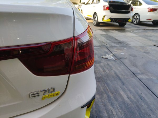 Dongfeng Aeolus E70 2023, 97700 км, за 9625 USD