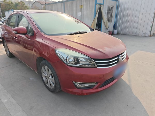 Dongfeng Aeolus L60 2015 1.8L Manual New Enjoyment Version, 2015 года