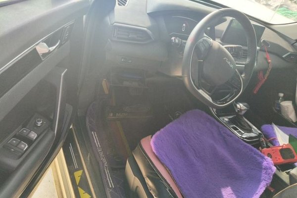 Dongfeng Aeolus Yixuan 2020, 36600 км, за 6573 USD
