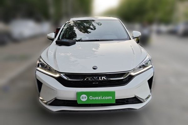 Dongfeng Aeolus Yixuan 2021, 30000 км, за 6096 USD