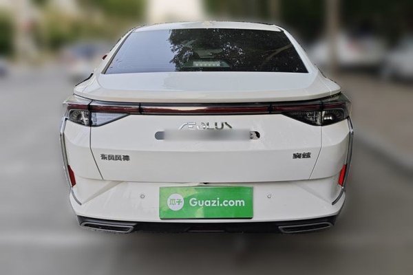 Dongfeng Aeolus Yixuan 2021, 30000 км, за 6096 USD