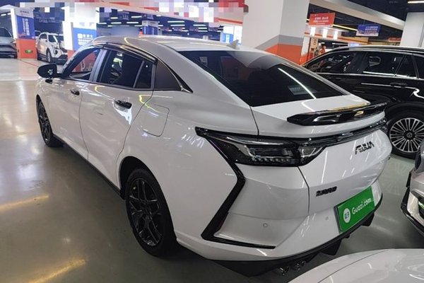 Dongfeng Aeolus Yixuan 2023, 33800 км, за 8939 USD