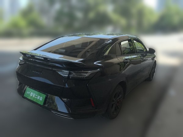 Dongfeng Aeolus Yixuan 2024, 14900 км, за 8924 USD