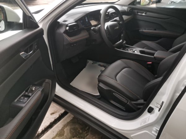 Dongfeng Aeolus Yixuan 2025, 2600 км, за 10250 USD - фото 19
